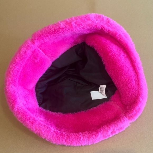 Pink Faux Fur Bucket Hat main image 4